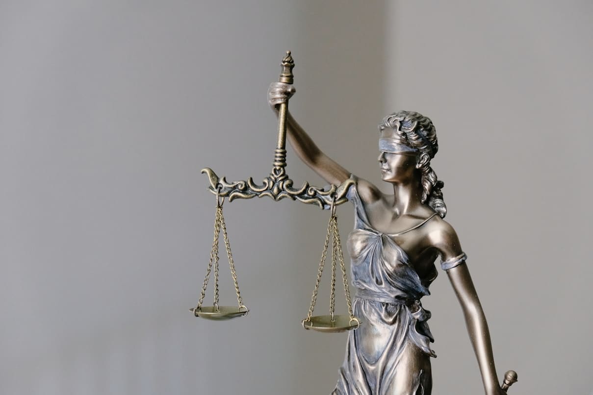 A statue of the scales of justice.